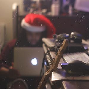 男生扣女生的臭逼
